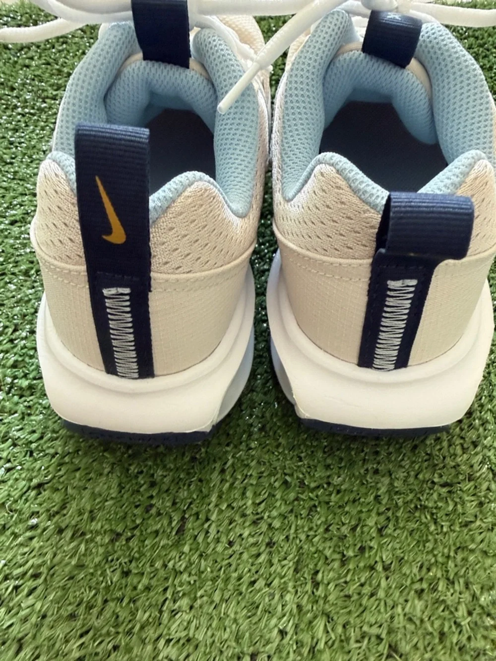 Like New Nike Air Max INTRLK Lite Kids' Light Blue/Beige Low-Top Sneaker
